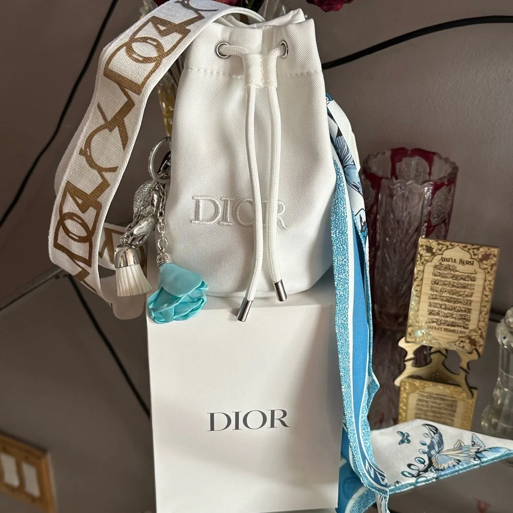 Dior - Picture 11 of 16